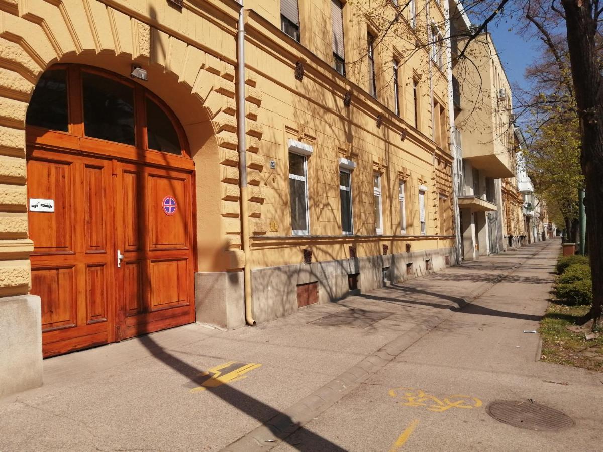 Hanna Apartman Seghedin Exterior foto