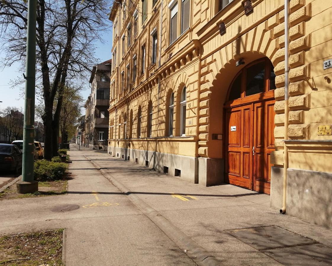 Hanna Apartman Seghedin Exterior foto